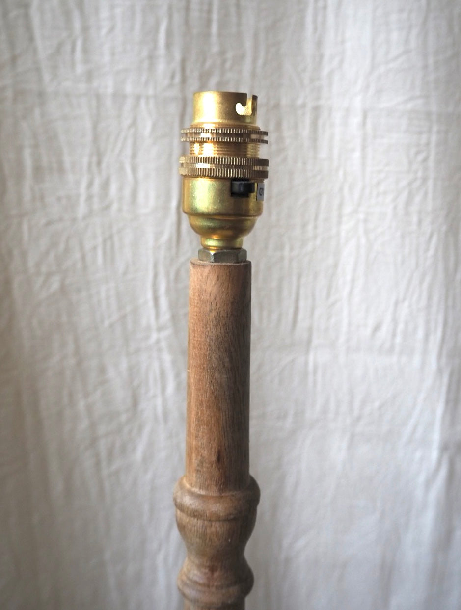 Waxed lampbase